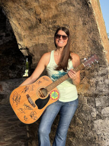 ERIN HART -- ST. JOHN LIVE MUSIC -- SAINT JOHN ISLAND GUIDE