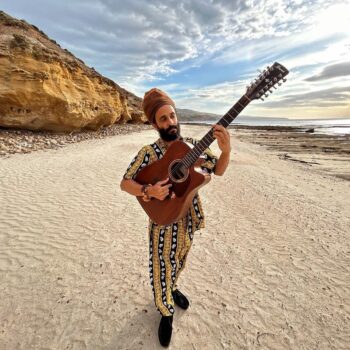 SYD PERRY LIVE MUSIC LOVANGO    SAINT JOHN ISLAND GUIDE