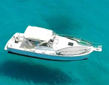 PHOENIX ISLAND CHARTERS -- PHOENIX -- 30' MOTOR YACHT -- SAINT JOHN ISLAND GUIDE